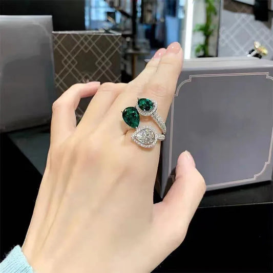 Three-stone Finger Water Drop Shaped Emerald Cubic Zirconia Ring in 925 sterling silver 